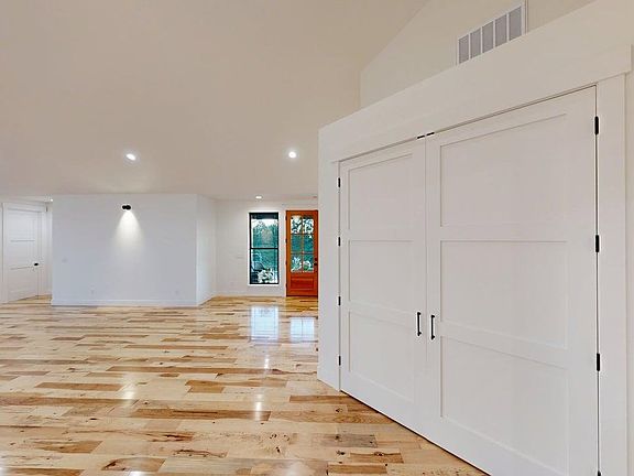 5th image of 7204 Vista Ridge Dr #2