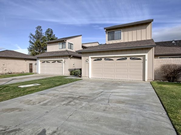 141 Joes Ln, Hollister, CA 95023