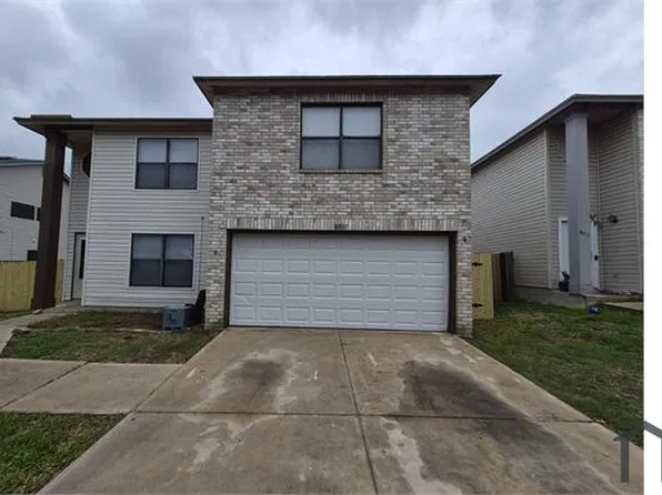 8007 Chestnut Bluff Dr #Na, Converse, TX 78109