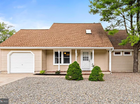113 Timberlake Dr, Manahawkin, NJ 08050