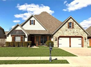 530 Gascony Ave, Springdale, AR 72764