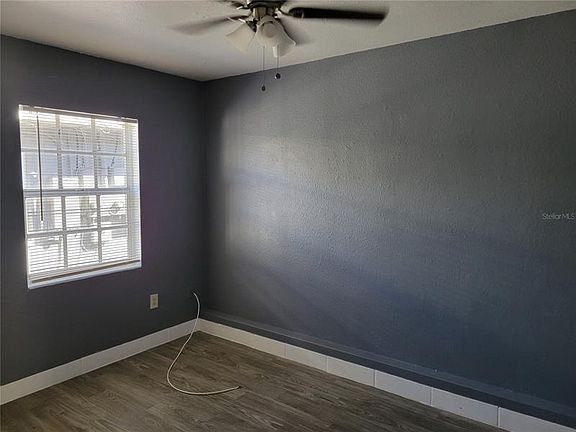 5th image of 1111 Pinellas St #2
