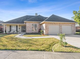 407 Bon Temps Dr, Lafayette, LA 70506