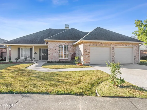 407 Bon Temps Dr, Lafayette, LA 70506