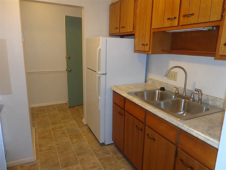3141 Manley Rd — Photo 5