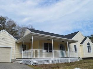 48 Pawtuxet Rd, Plymouth, MA 02360