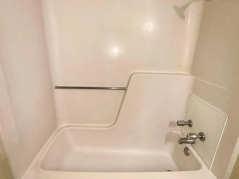 243 Lawrence Rd #11 — Photo 11