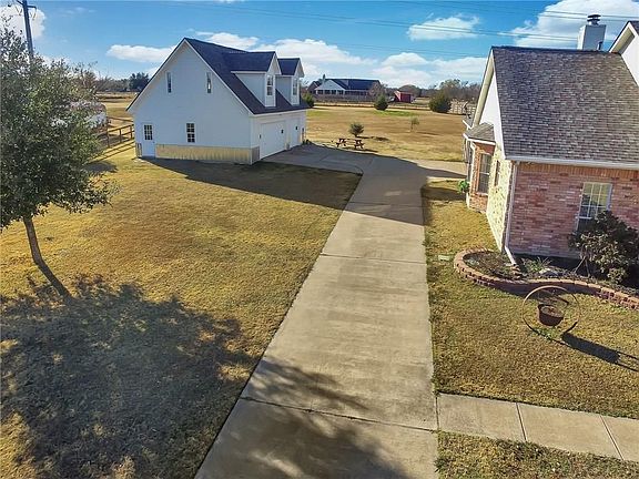 5th image of 311 Bella Vista Cir