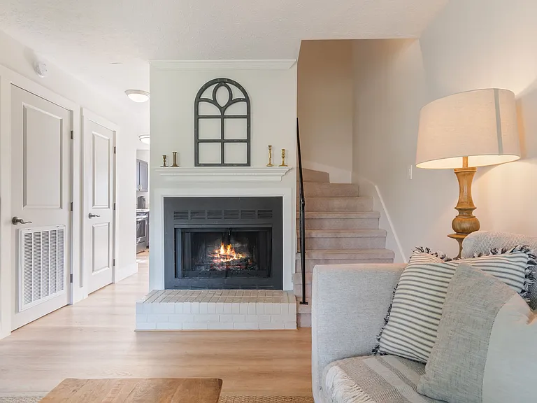 108 Meredith Pl #B — Photo 30