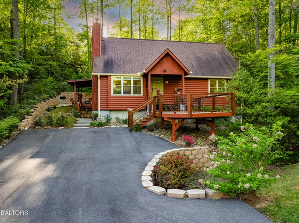 353 P A Proffitt Rd, Gatlinburg, TN 37738