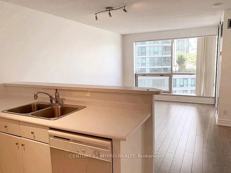 10 Yonge St #605 — Photo 5