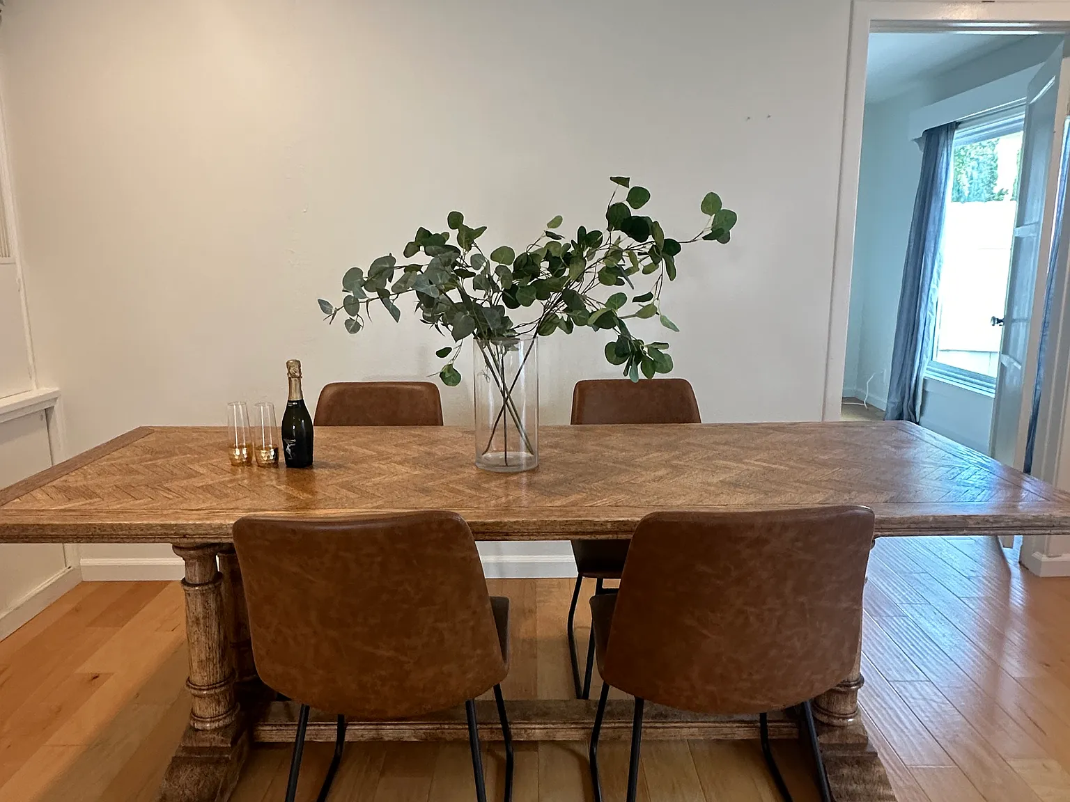 1 bed, 1000 sqft, $3,000 — Photo 2