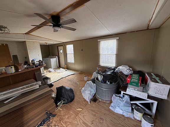 3rd image of 262 Burristown Paradise Ln