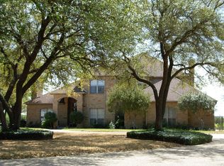 207 Fairway Dr, Gatesville, TX 76528