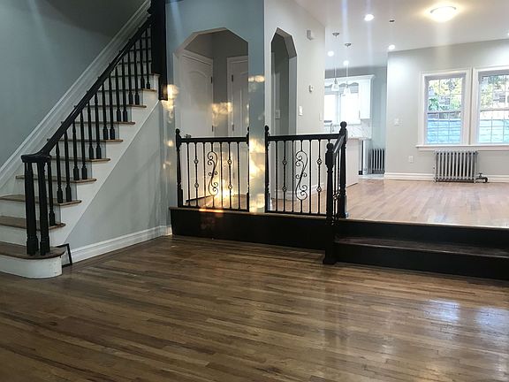 3rd image of 130-13 224th St #1