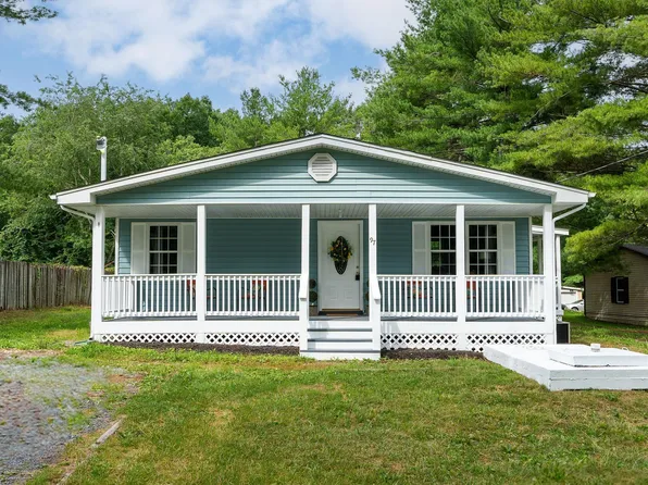 97 Pine Chapel Ln, Greenville, VA 24440
