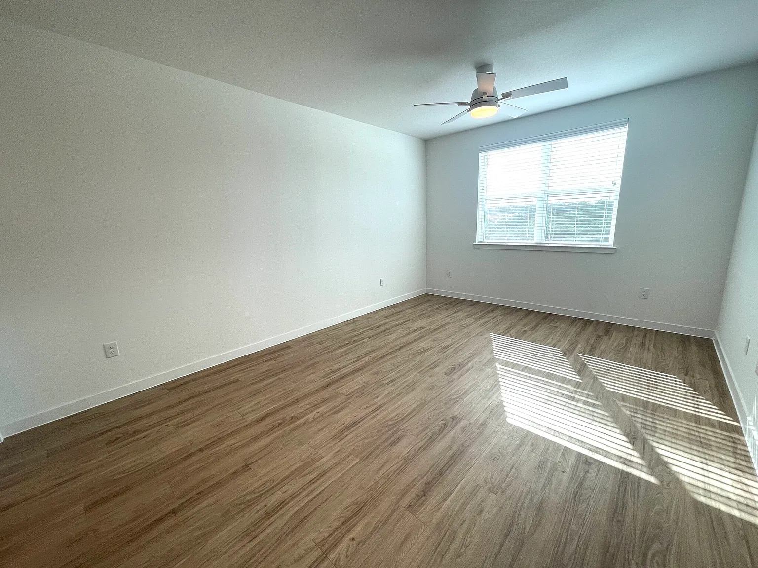 1 bed, 1.0 bath, 800 sqft, $1,139 — Photo 4
