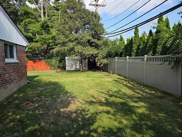 4738 Halberd St — Photo 31