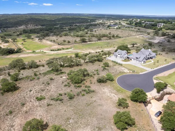 1117 Saddlebrook Canyon Ct, Spicewood, TX 78669