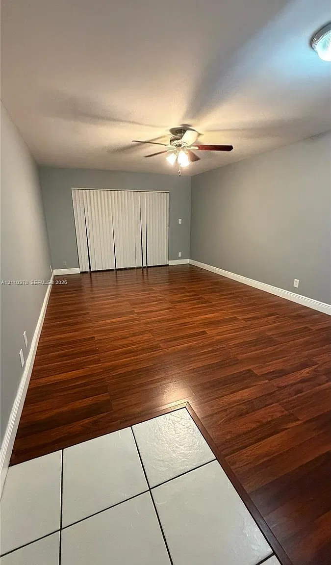 Versailles Gardens Condo — Photo 3