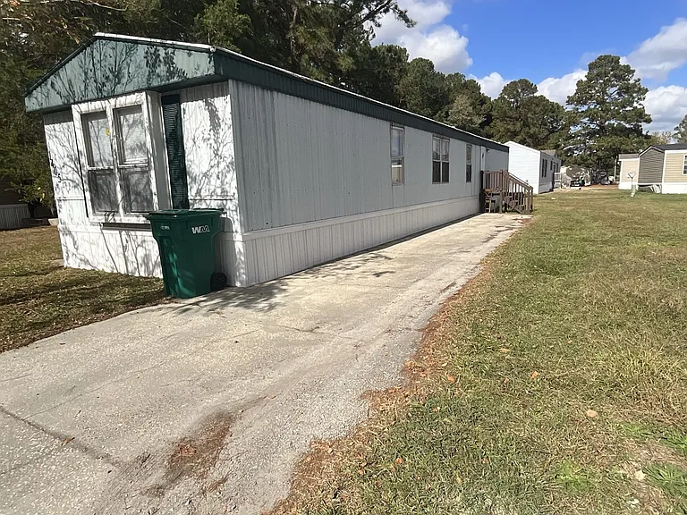 Southern Pines — Photo 14