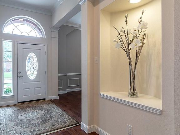 4th image of 2801 Dove Ct