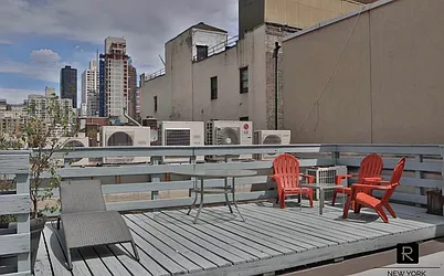 Rented by R New York