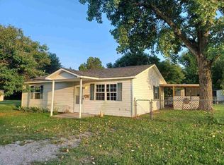 710 Oak Main Ave, Comanche, OK 73529