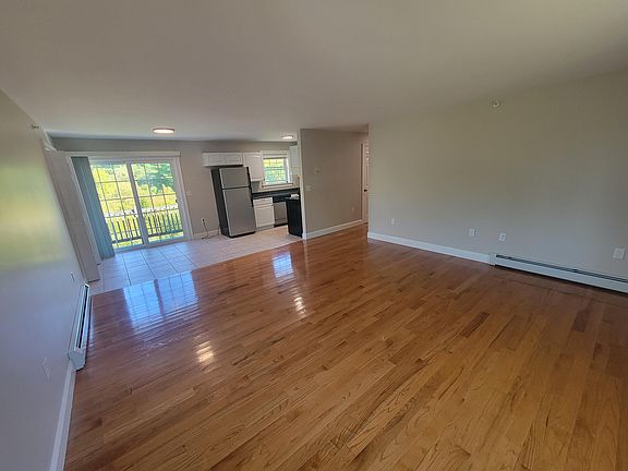 4th image of 541 Kenduskeag Avenue #A4