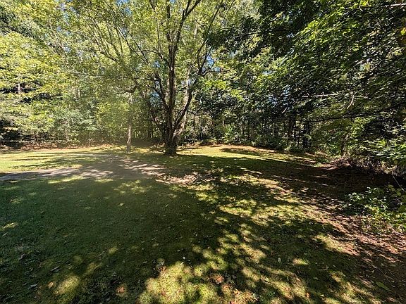 5th image of 93 Richardson Corner Rd