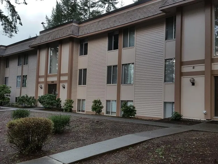 8421 Zircon Dr SW #45 — Photo 2