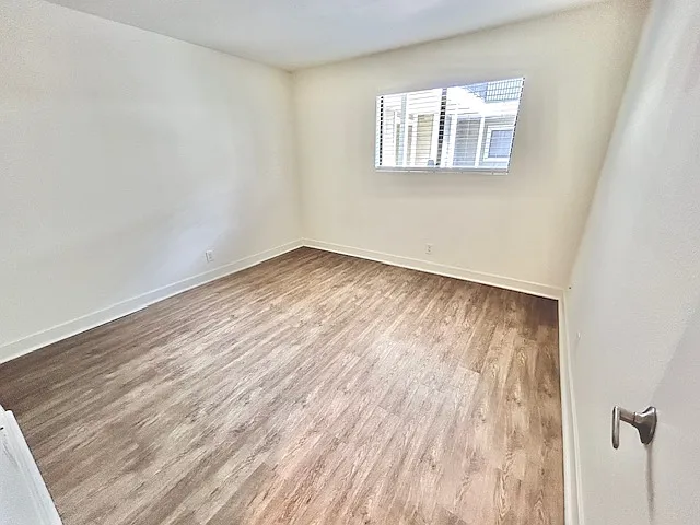 4855 70th St #3 — Photo 15
