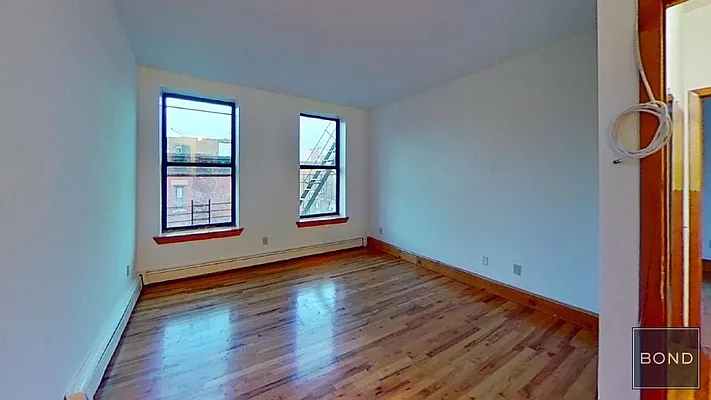 Rented by Bond New York | media 8