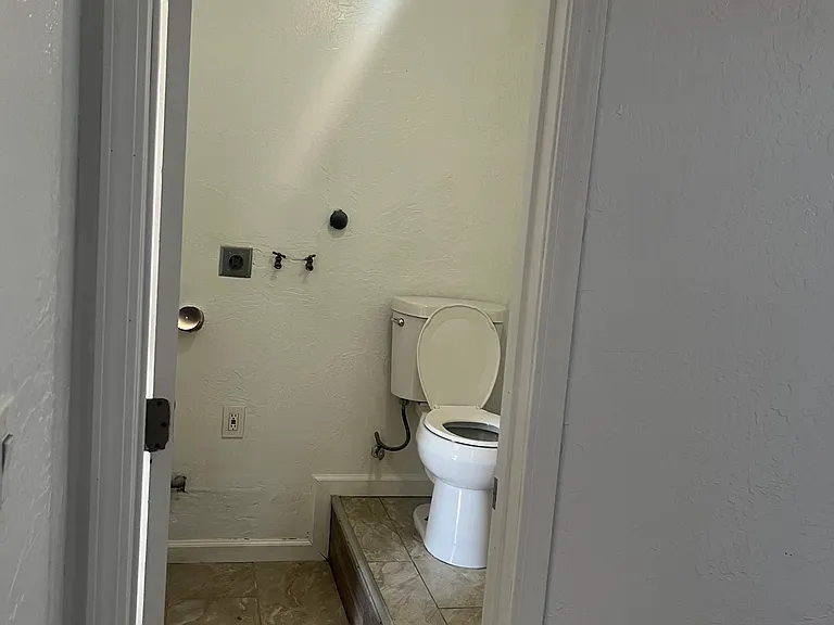 415 1/2 Lincoln Ave #B — Photo 7