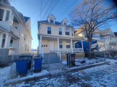 25-27 Poplar St, Bridgeport, CT, 06605