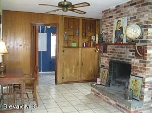 5th image of 2207 Greenway Dr
