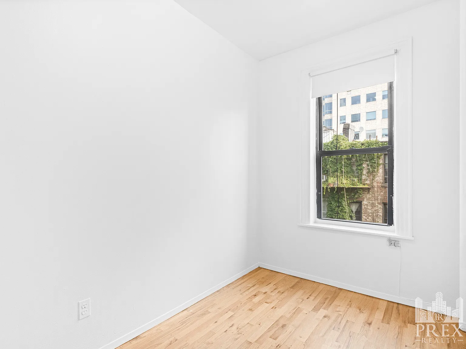429 East 65th Street — Photo 4