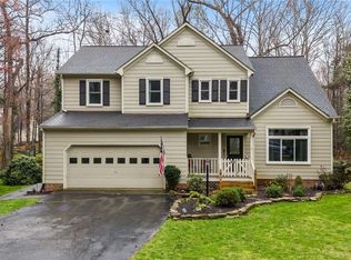 5910 Rosebay Forest Pl, Midlothian, VA 23112