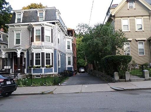 2nd image of 50 Perrin St