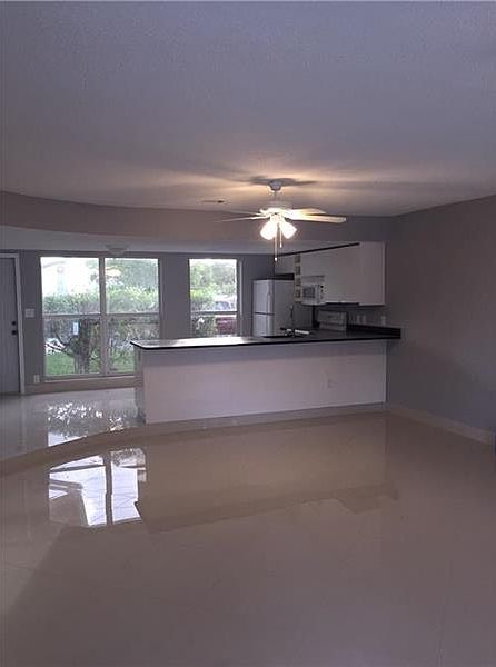 1st image of 704 NE 23rd Ave #2