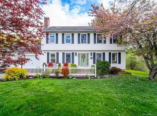 7 Whiffle Tree Rd, Wallingford, CT 06492