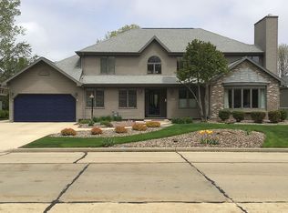 1936 E Murdock Ave, Oshkosh, WI 54901