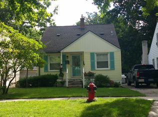 828 N Edgeworth Ave, Royal Oak, MI 48067