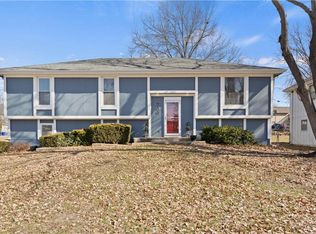 700 S Ferrel Dr, Olathe, KS 66061