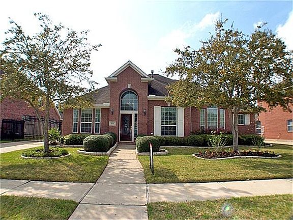 2nd image of 3112 W Oaks Blvd