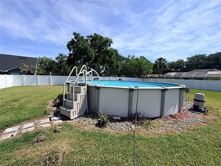1799 Harbor Blvd — Photo 43