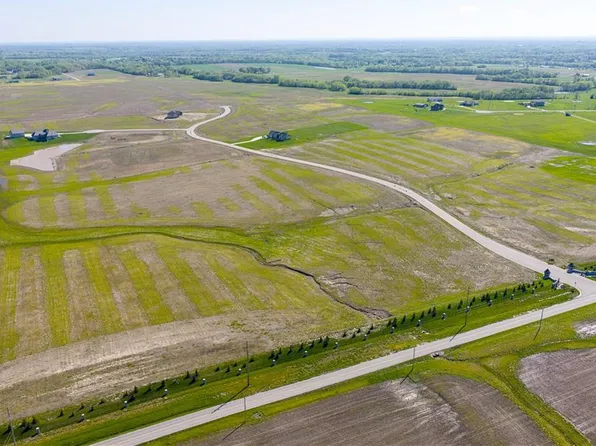18703 Bella Terra Rd, Pleasant Hill, MO 64080