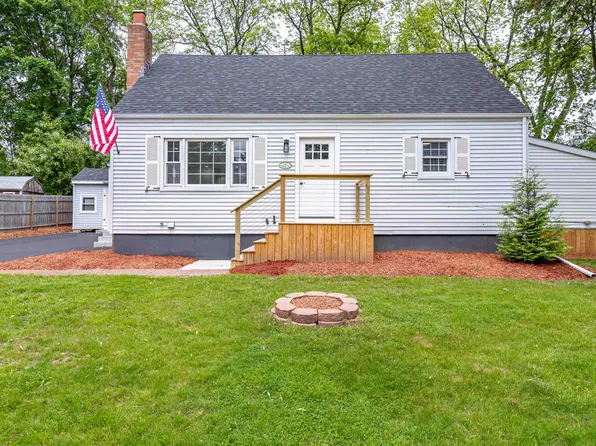 14 Barron Avenue, Salem, NH 03079