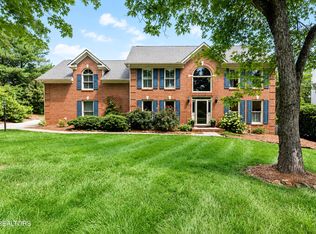 1044 Paddington Rd, Knoxville, TN 37922