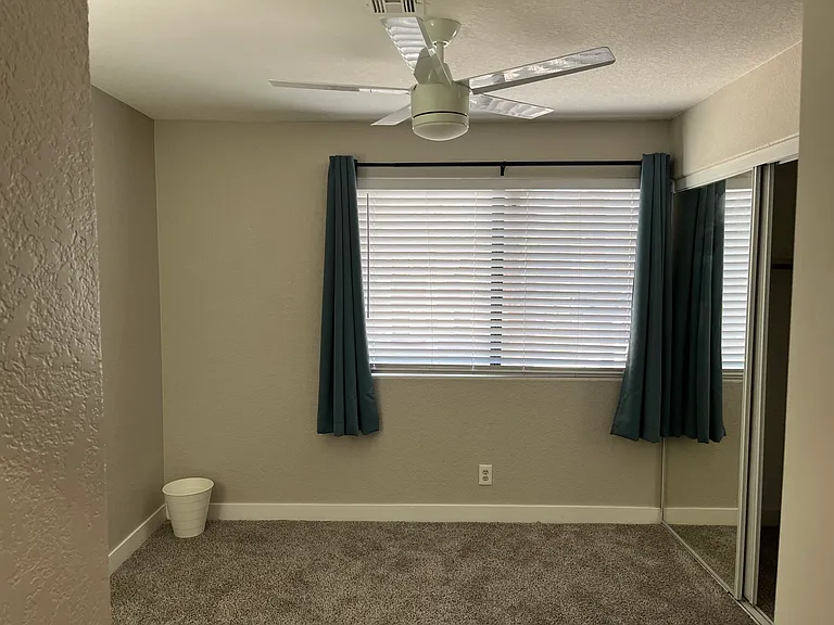 5044 S Rainbow Blvd #201 — Photo 8